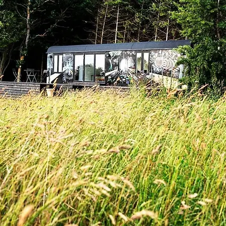 Cirkusvognen Pa Aero Chalet Marstal
