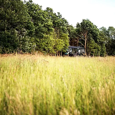 Cirkusvognen Pa Aero Chalet